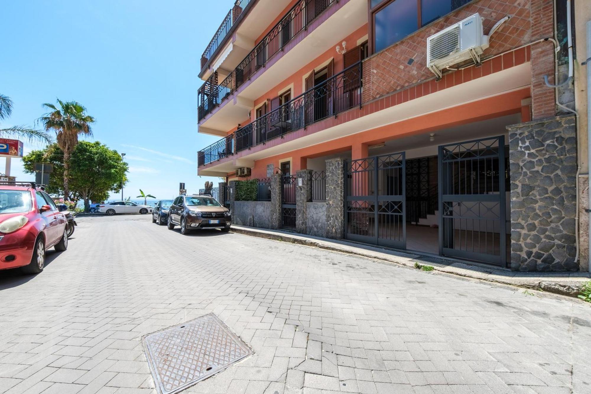 Taormina Beach Front - Mazzeo Exterior foto